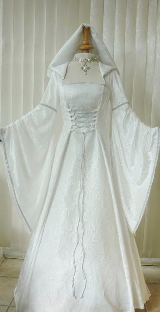 marvelous-medieval-wedding-dress-Medieval-Pagan-Renaissance-Ivory-Cream-Silver-Hooded-Wedding