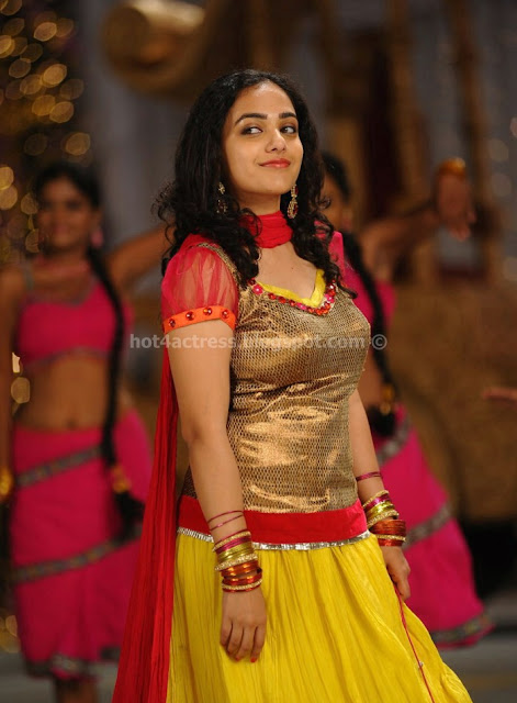 Nithya menon hot photos in Okkadine