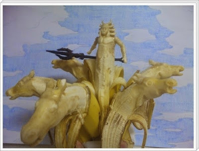 Very tastefully banana sculptures. 