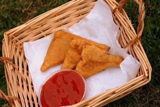  Bread Pakora With Paneer