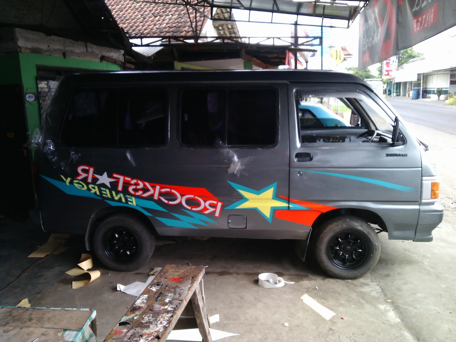 28 Top Terbaru Stiker Mobil L300 Minibus