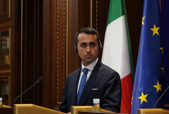 Di Maio dice che il Kosovo non deve aver paura del dialogo con la Serbia