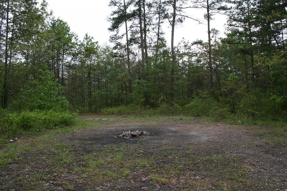 devils-tramping-ground-1