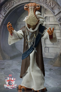 Star Wars Black Series Dok-Ondar 02