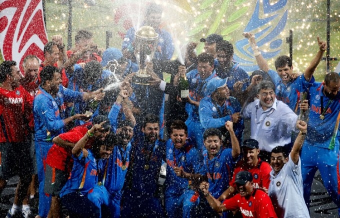 world cup final 2011 winning moments. icc world cup 2011 final
