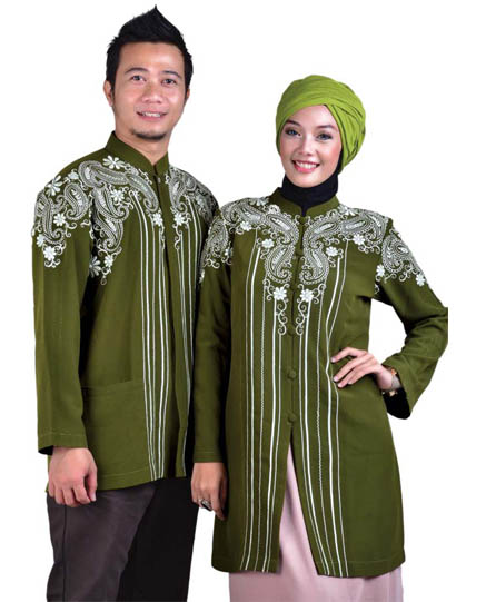 Trend Busana Muslim Couple Untuk Lebaran 
