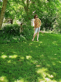 trees, floral vintage fabric, stripped grey shorts, rayban cats 1000 sunglasses, @Through the Wilderness