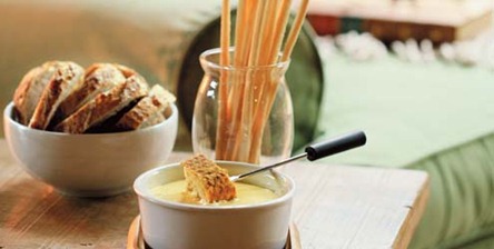 receita-minifondue-queijo-grissini