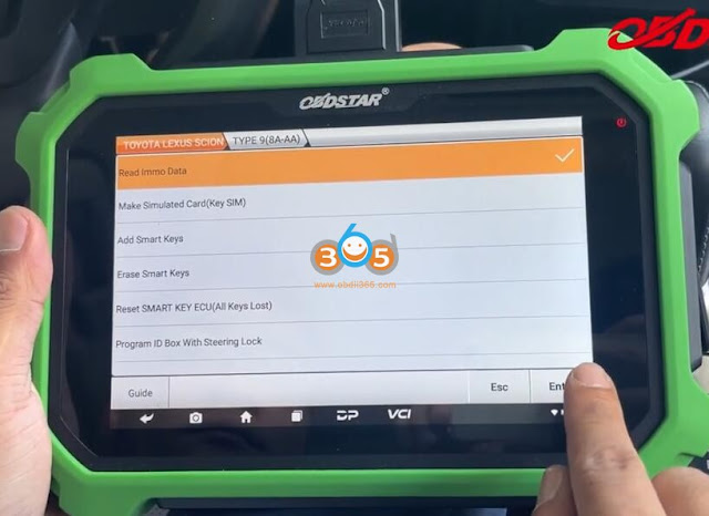 OBDSTAR 2020 Toyota Avalon 8A All Smart Keys Lost in Car 10