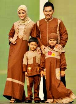 15 Desain Baju Muslim Keluarga Untuk Lebaran 2019 BAJU 