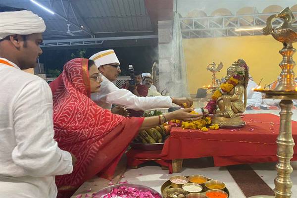 मुख्यमंत्री श्री चौहान रावतपुरा धाम में सुंदरकांड पाठ एवं पूजा-अर्चना में हुए शामिल 