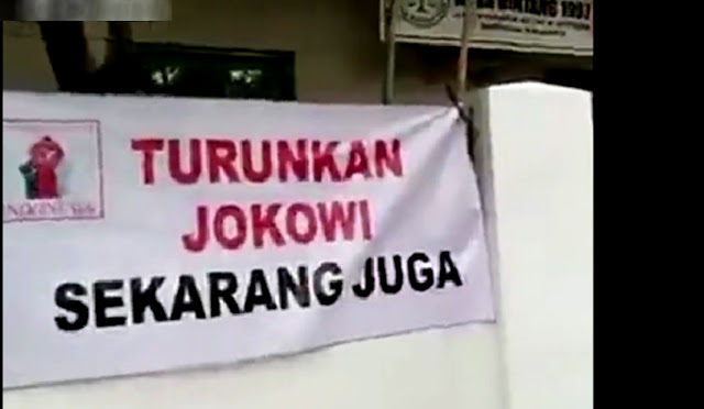 Turunkan Jokowi