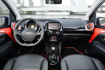 Interior del nuevo Toyota Aygo