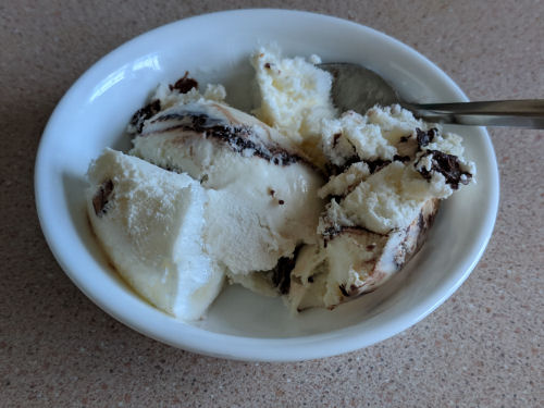 dish of ice cream