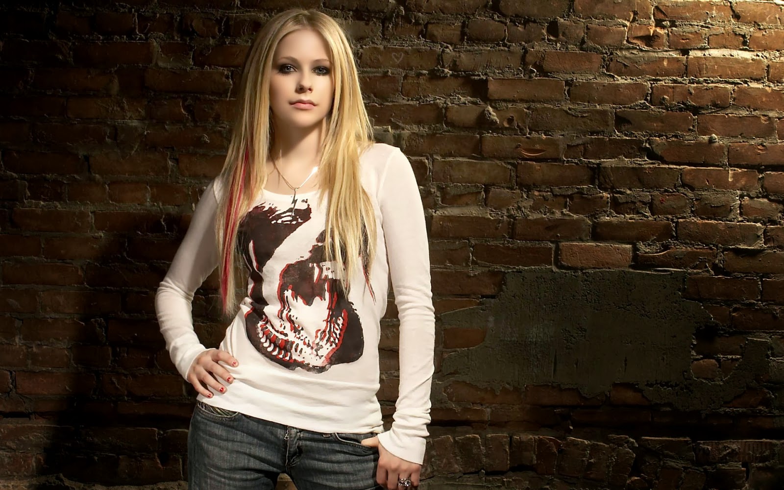 Avril Lavigne Hyper Star Hd Wallpapers