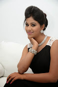 Manali Rathod latest Glamorous photos-thumbnail-32