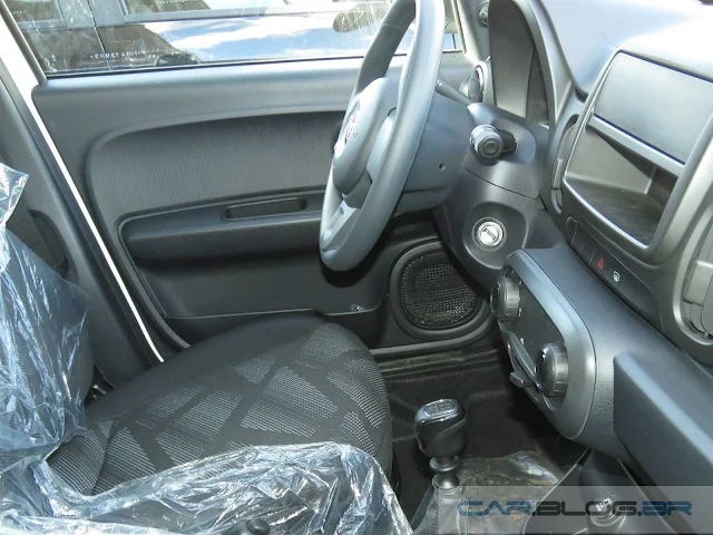 Fiat Mobi Easy - interior