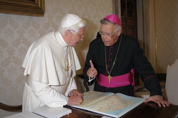 Monseñor Roberto Lückert publica profética Carta Pastoral llamando a "corregir el rumbo del país"