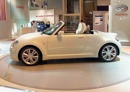 When I Googled Daihatsu Copen this pink one came up Love love love
