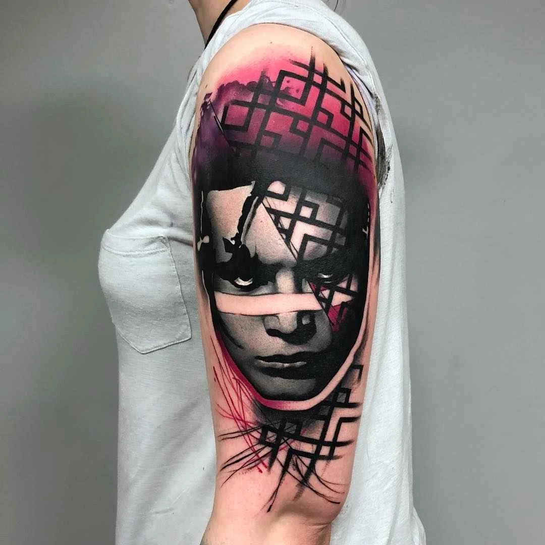 Tatuaje realista de una cara