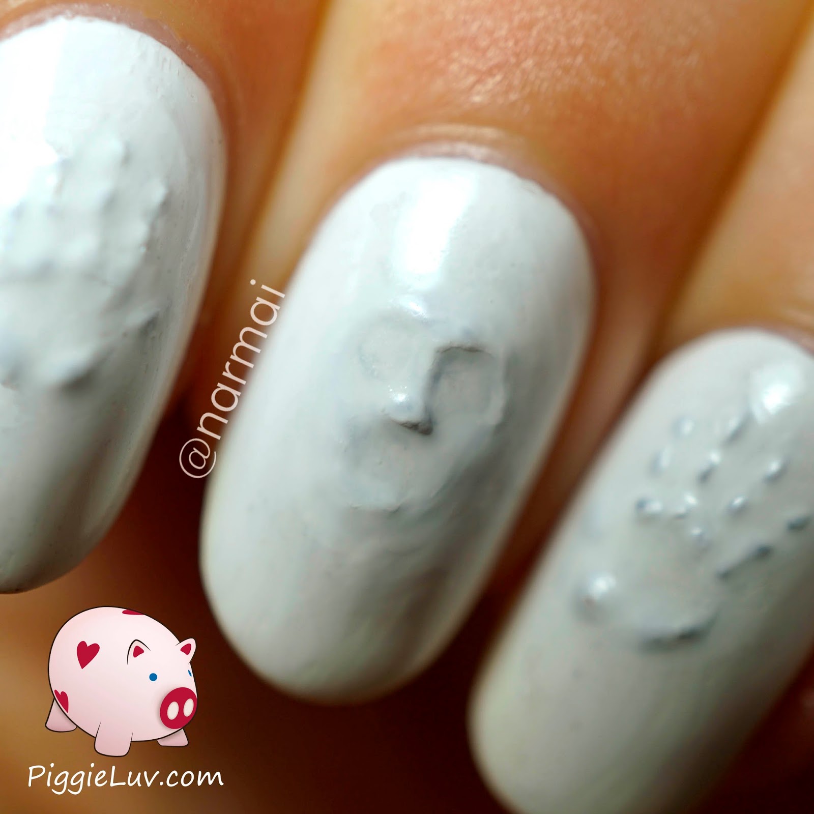 PiggieLuv: Creepy 3D ghost face nail art