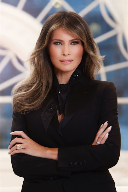 First official portrait of Melania Trump released by the White House 