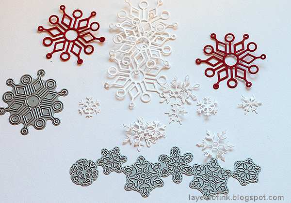 Layers of ink - Snowman Wall-hanging Tutorial by Anna-Karin Evaldsson, with Simon Says Stamp snowflake dies.