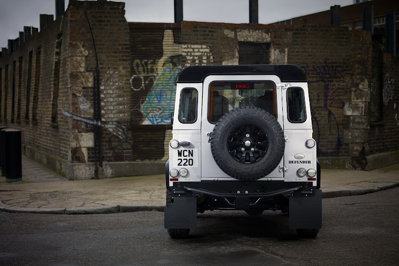 Land Rover Defender X-Tech