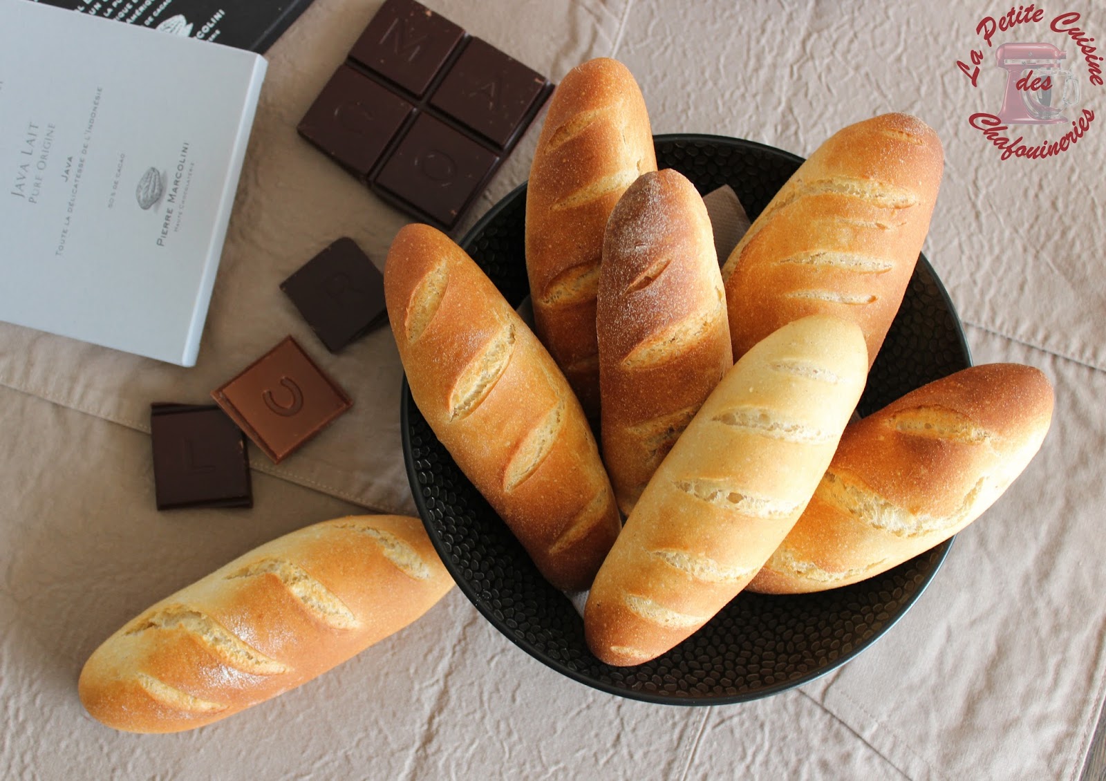 La Petite Cuisine Des Chafouineries Petits Pains A La Vanille Au