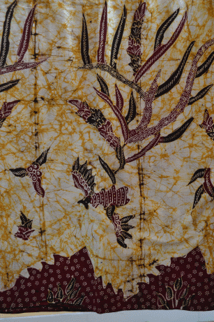 Batik tulis pamekasan motif maroon