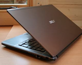 Laptop cũ Acer Aspire 4810TZ - SU4100 chip dán siêu tiết kiệm điện pin trâu