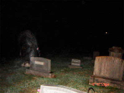 Real Ghost Photo: Vapor-like Ghost at a Cemetery 