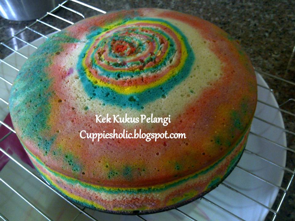 Cuppiesholic: Kek Kukus Pelangi