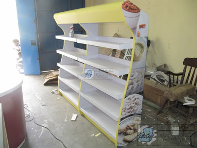 Etalase Display Desain Sendiri + Furniture Semarang ( Etalase Display )