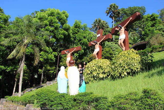 The Crucifixion of Jesus, Kamay ni Hesus