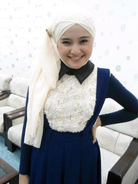 Gaya dan Model BUSANA MUSLIM Marshanda 2014