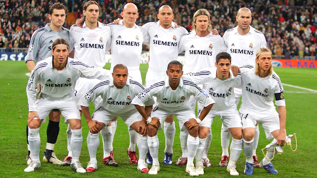 REAL MADRID C. F. Temporada 2005-06. Casillas, Woodgate, Gravesen, Ronaldo, Beckham, Zidane. Sergio Ramos, Roberto Carlos, Robinho, Cicinho y Guti. REAL MADRID C. F. 0 🆚 ARSENAL F. C. 1 Resultado eliminatoria: ARSENAL FC 1 REAL MADRID CF 0 Martes 21/02/2006, 20:45 horas. Liga de Campeones de la UEFA, octavos de final, partido de ida. Madrid, estadio Santiago Bernabéu: 80.354 espectadores. GOLES: ⚽0-1: 47’, Thierry Henry.