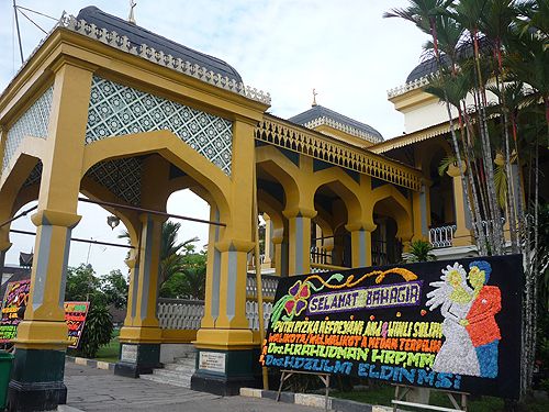 Kenangan Di Medan Indonesia ~ Kendatipun Sekadar Catatan 