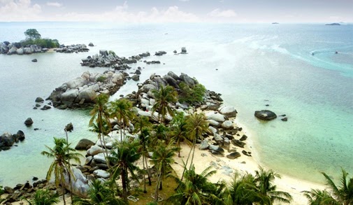 Keindahan Pantai Pulau Lengkuas Dari Mercusuar Objek Wisata Terbaik di Belitung
