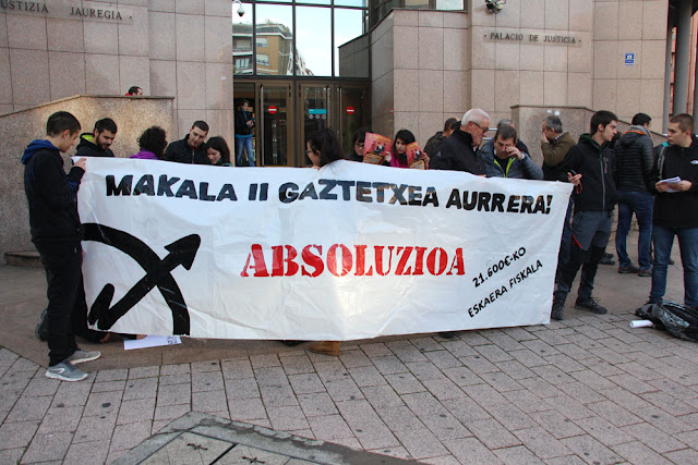 Protesta ante el palacio de justicia