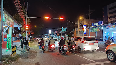 SELAMAT di JALAN RAYA, Senang Menyertakan Nilai - nilai Seni dan Budaya Dalam Semua Aspek Kehidupan