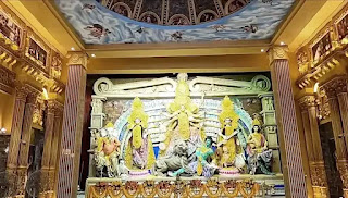 Kolkata Sreebhumi Durga Puja Pandal, Vatican City Theme, Budget, Photos