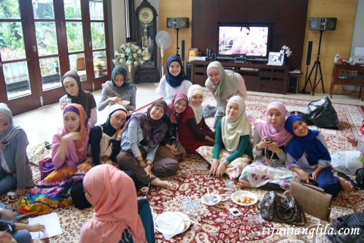Hijabers Community Indonesia - Tifani Anglila