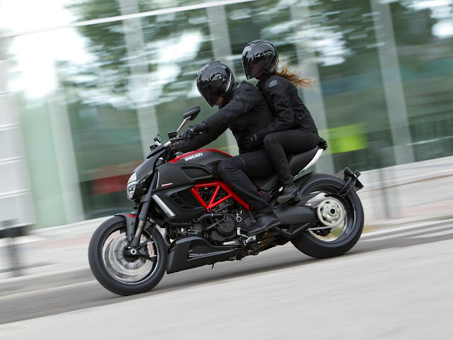 ducati diavel