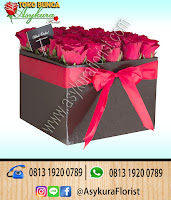 Toko Bunga Cibubur, Toko Bunga Cileungsi, Rangkaian Bunga Rose In Boxs