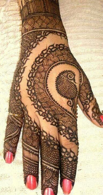 Awesome mehandi designing...