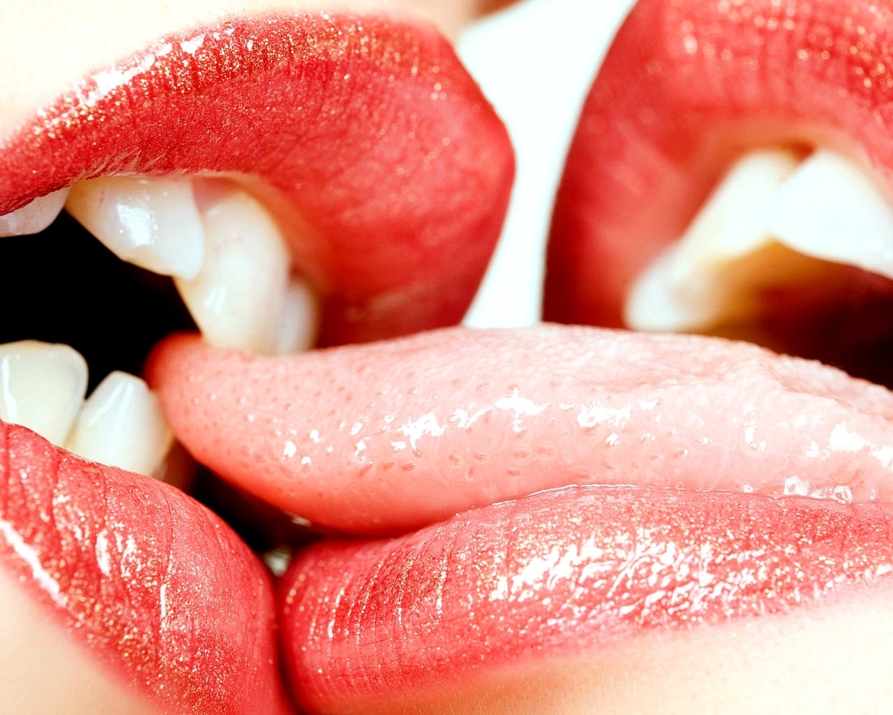 Lips Kiss Wallpaper for Mobile | HD Desktop Wallpaper Collections