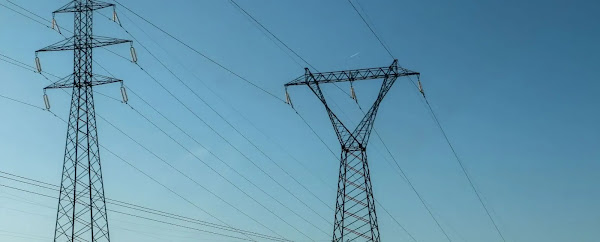 Ακρίβεια: Ξεπερνάνε το 1 δισεκατομμύριο ευρώ οι απλήρωτοι λογαριασμοί ρεύματος