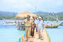 Buka Festival Mtu Mya, Edi Langkara Dukung Pulau Mtumnya Jadi Destinasi Pariwisata di Halteng