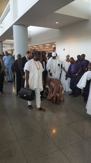 Ooni Of Ife Oba Ogunwusi Arrives New York With 10 Chiefs & 20 Servants, Lodges In New Jersey Hotel